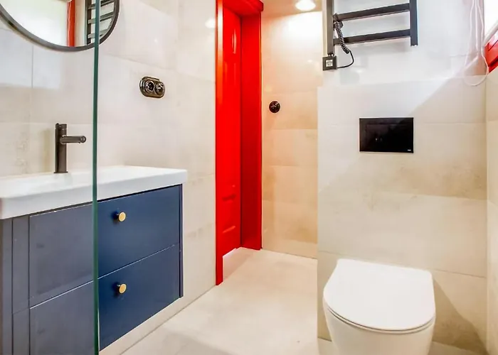 Vakantiehuis 2 Bedroom Lovely In *